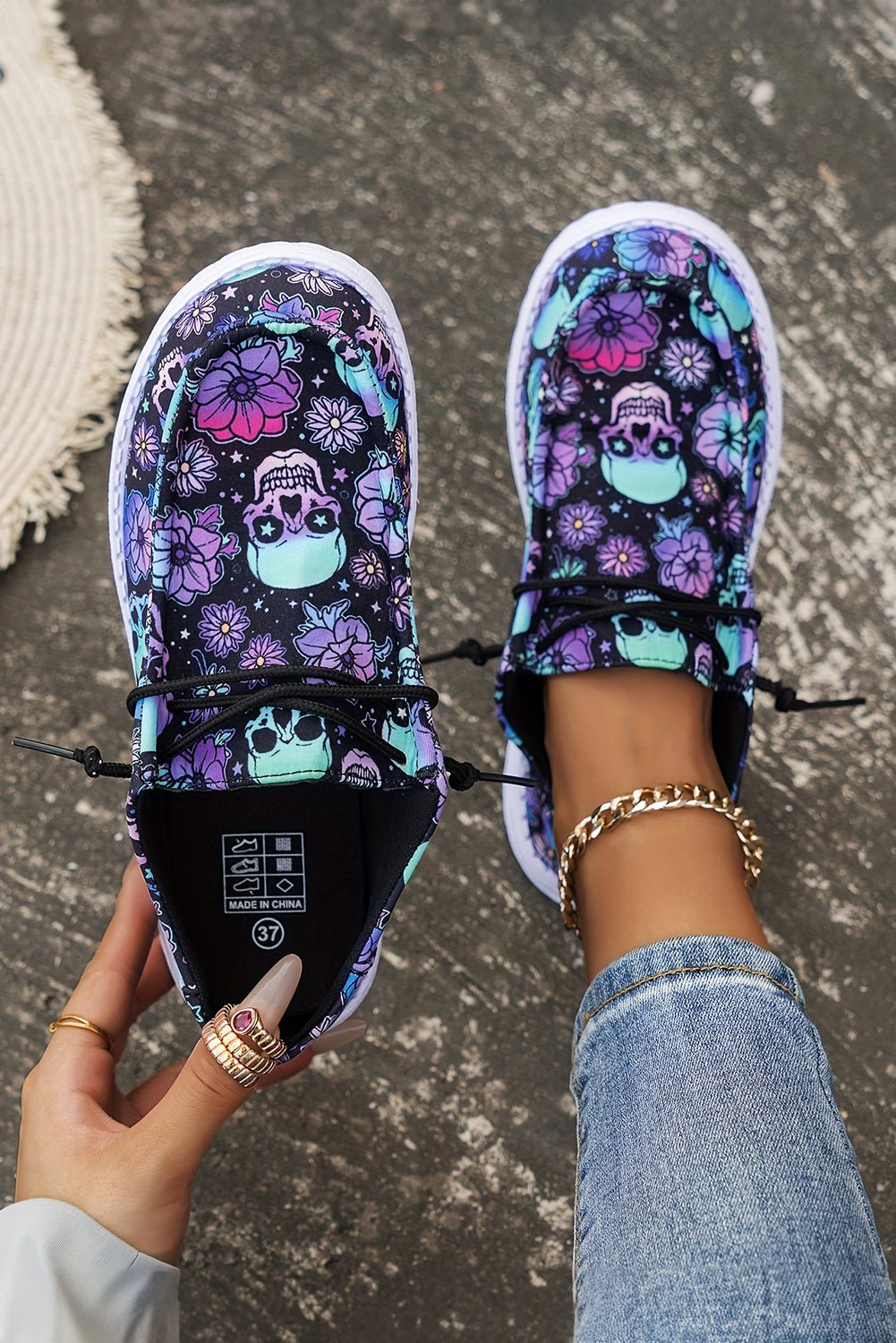Halloween Gift Ideas She'll Actually Love