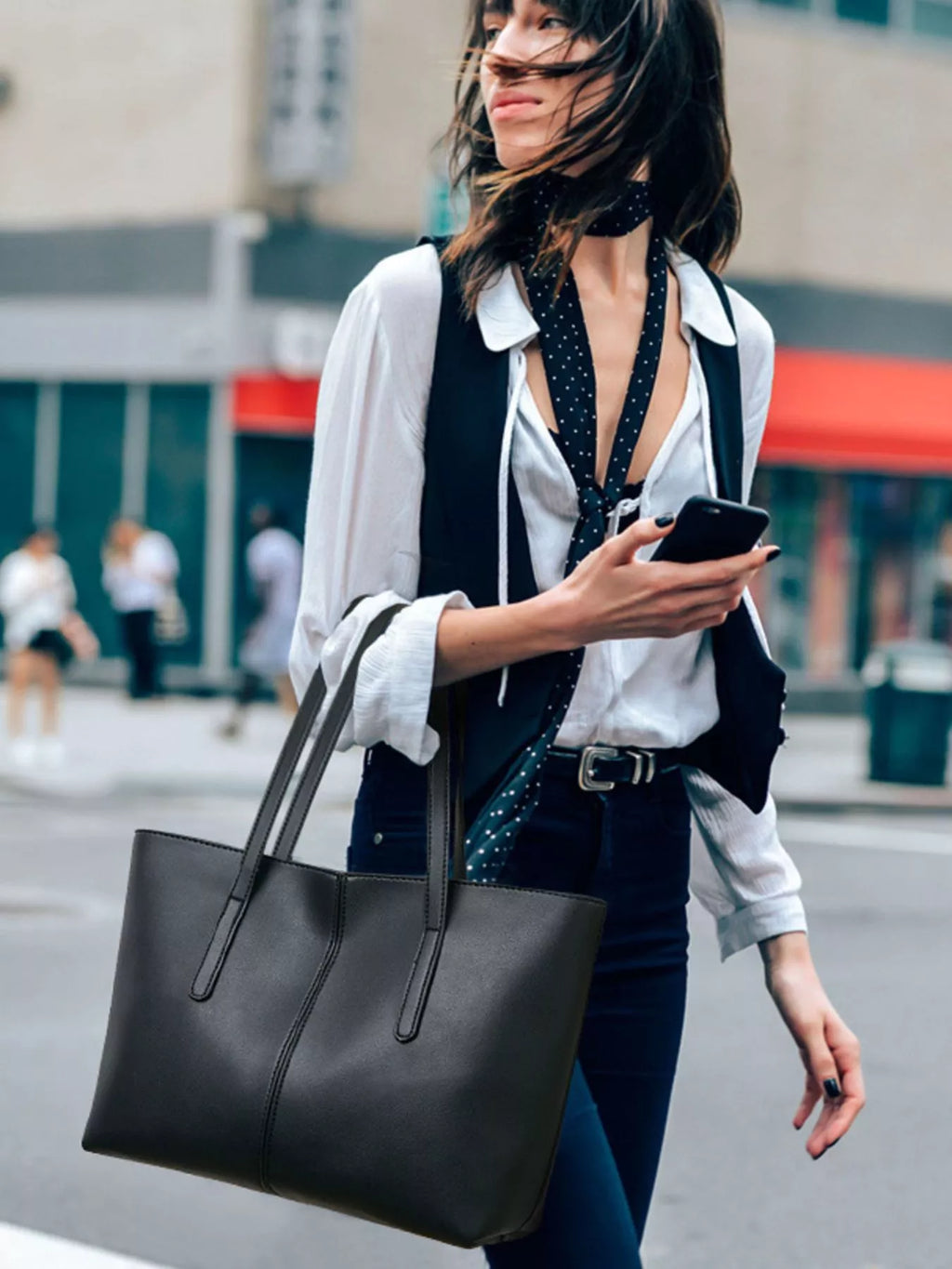THE EVERYLY TOTE