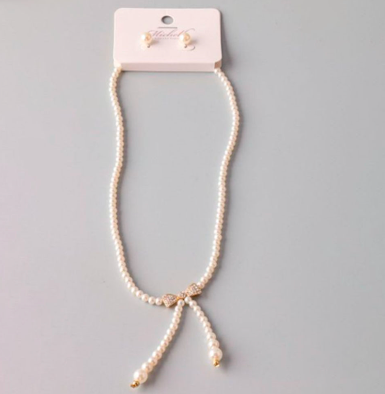 Pearl Bow Tailed Necklace Set